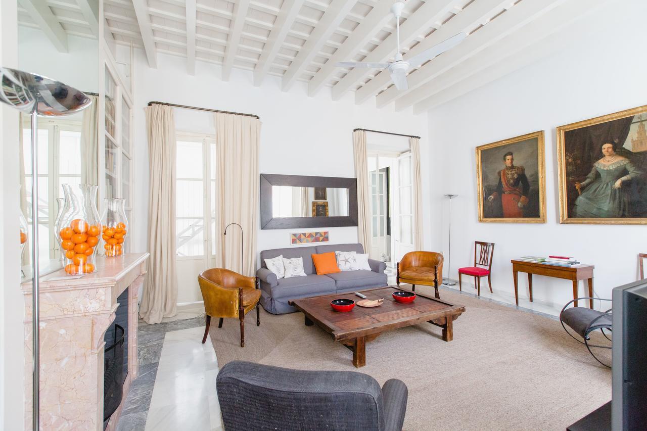 La Botanica, Apartament *