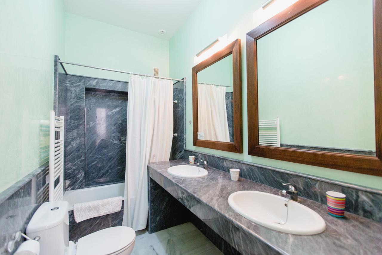 La Botanica, Apartament *